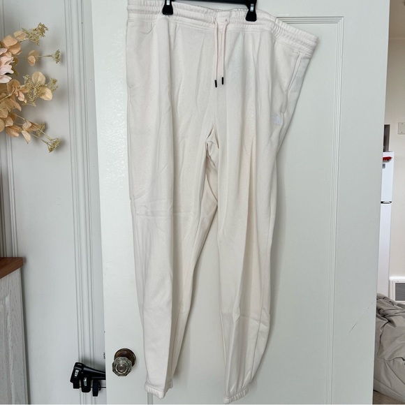 The North Face Half Dome Fleece Womens Sweatpants White Cream Size XXLARGE NWT - Picture 4 of 8
